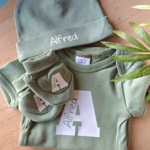 Single babygrow set